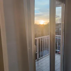 pamphili-apartment-direct-link-with-trastevere-and-city-center.it-romehotels.com/